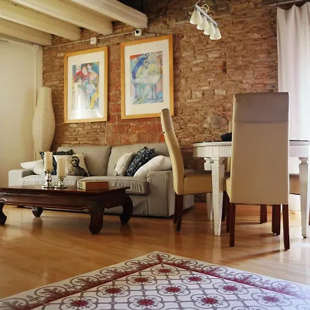 U-nique Monec Apartment
